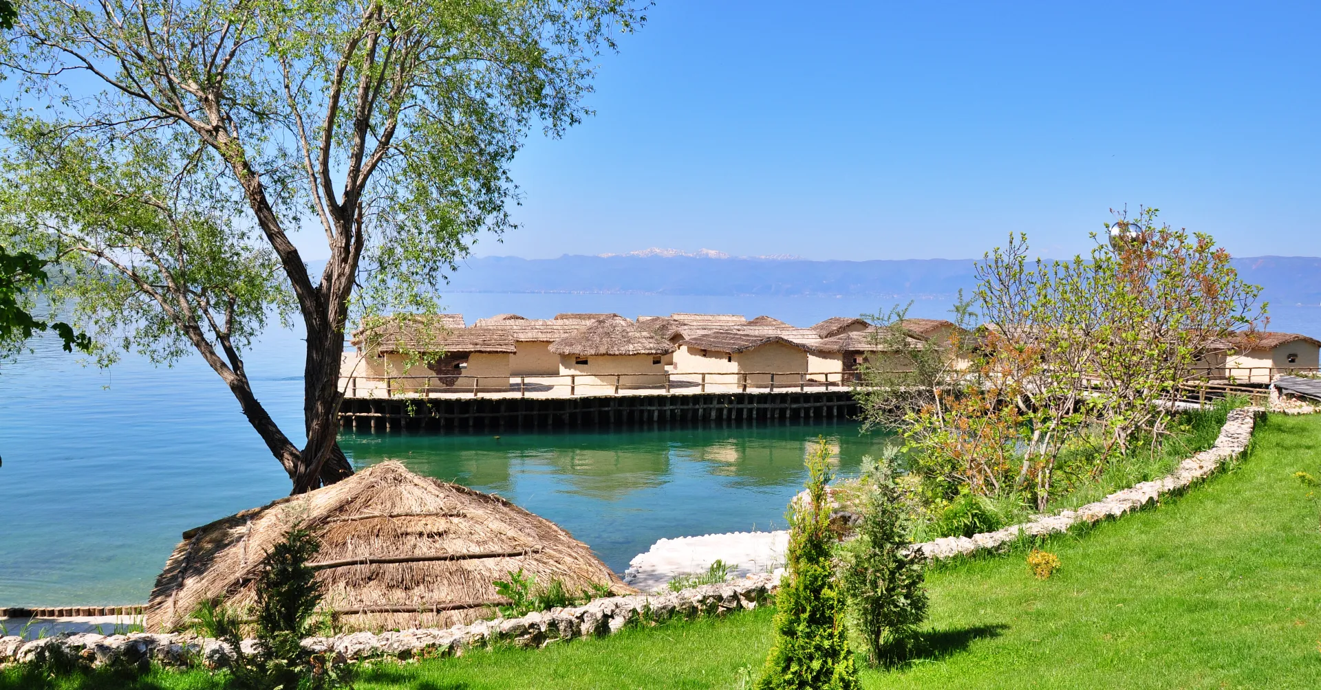 Prazgodovinsko koliščarsko naselje Ohrid (The Bay of Bones)