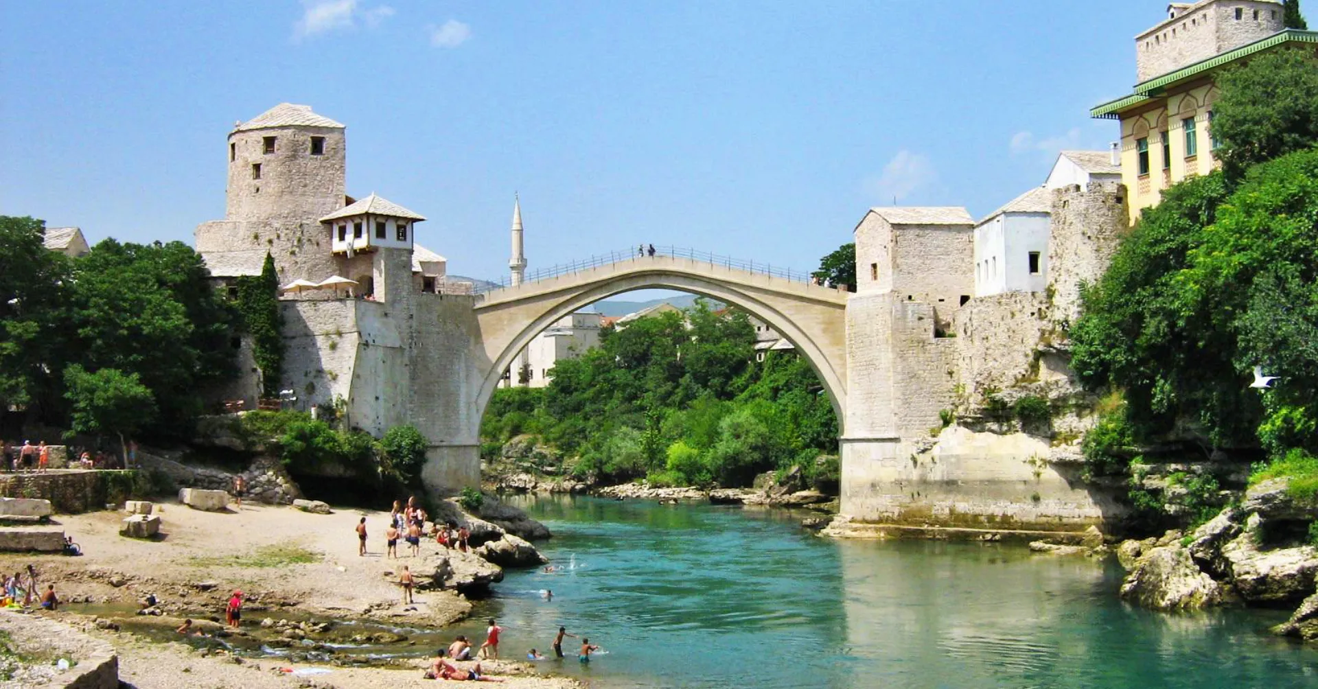 Stari most čez reko Neretvo v Mostarju