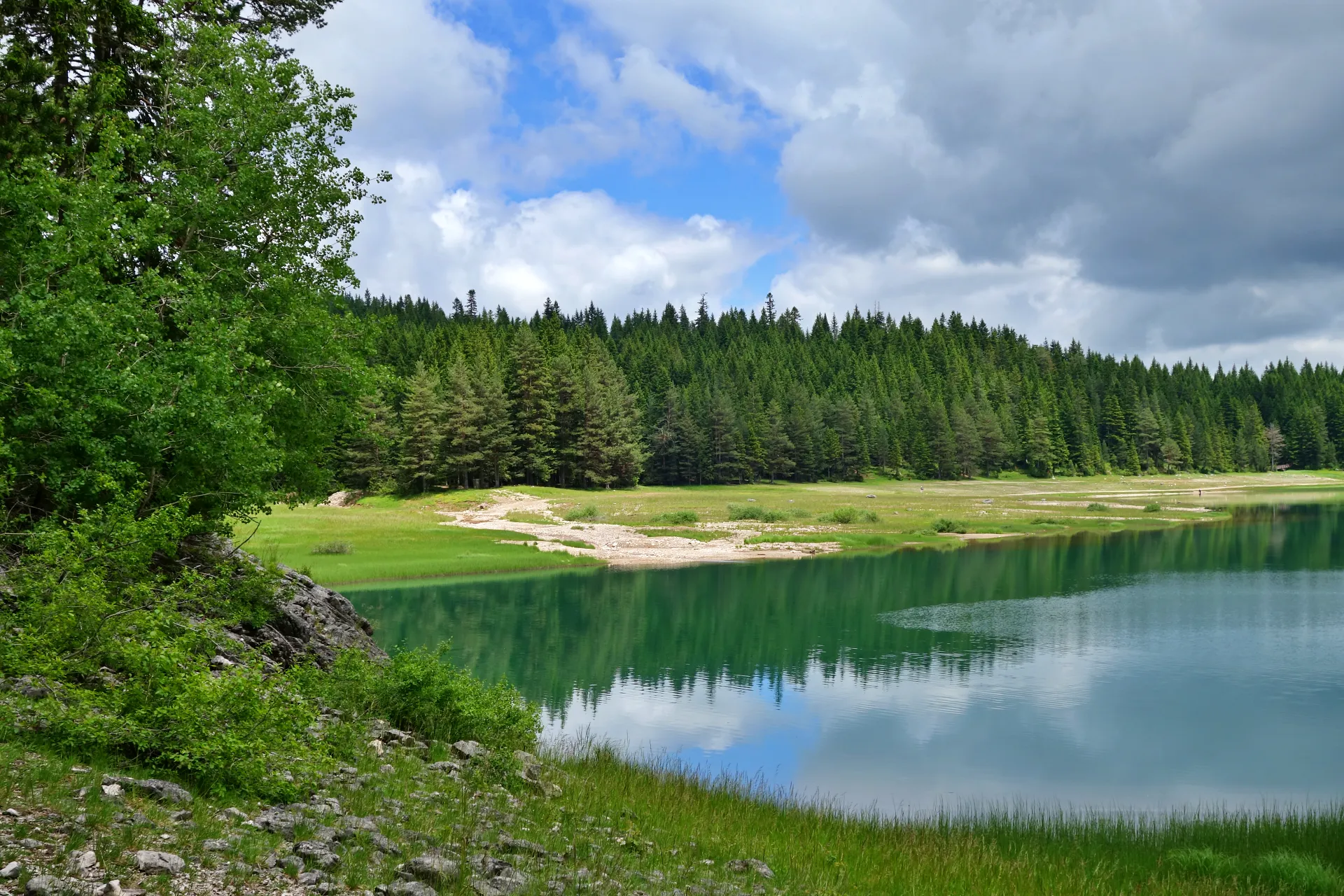 crno-jezero-durmitor-22