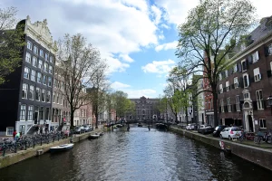 amsterdam-64