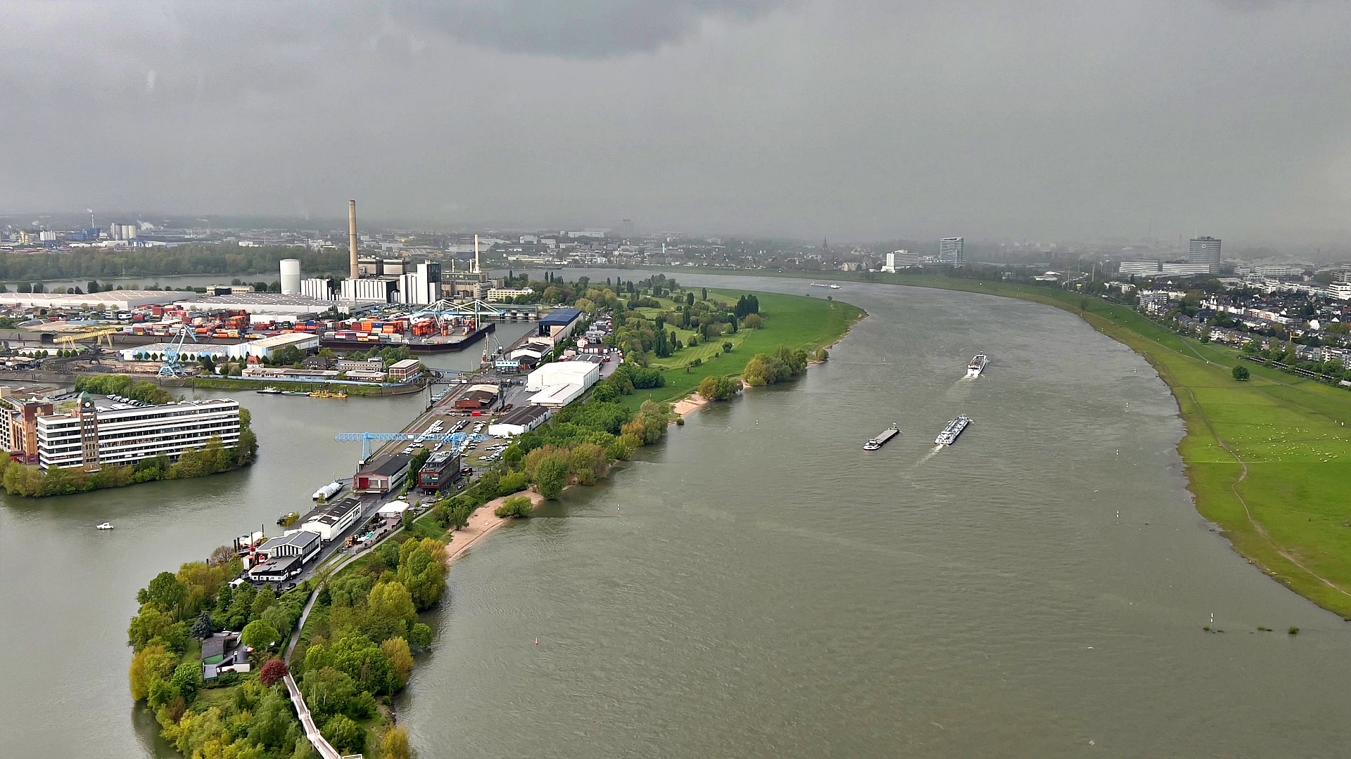 rheinturm-renski-stolp-06