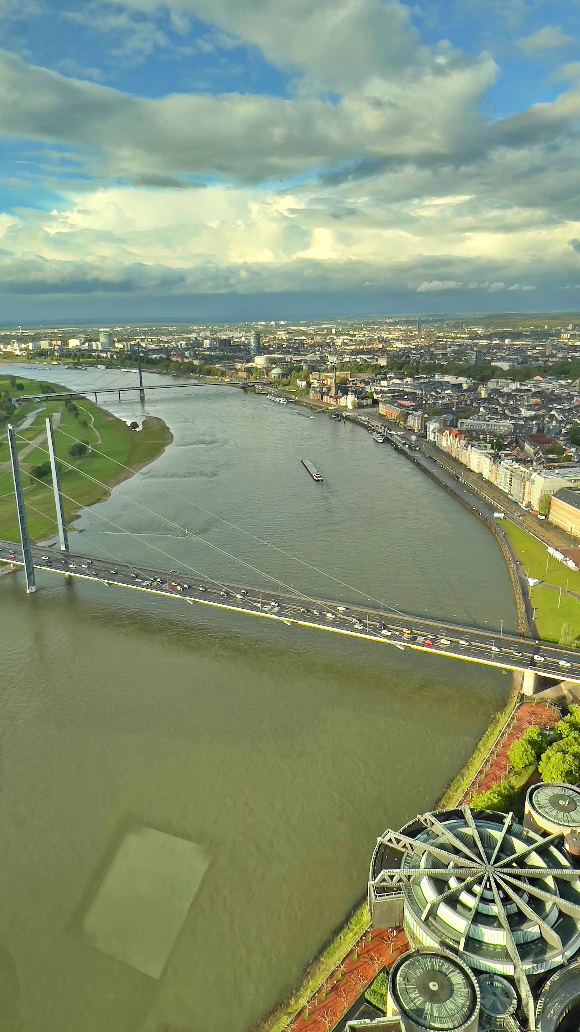 rheinturm-renski-stolp-24